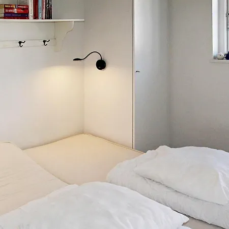 6 Person In Apartment Bagenkop